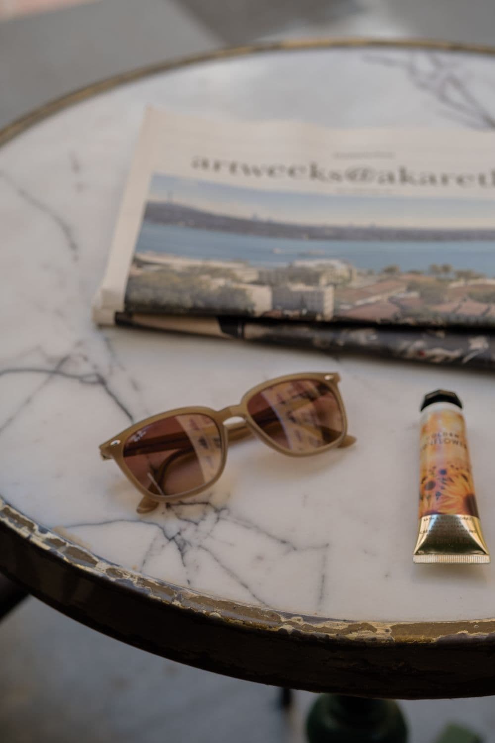Weekend Round Sunglasses