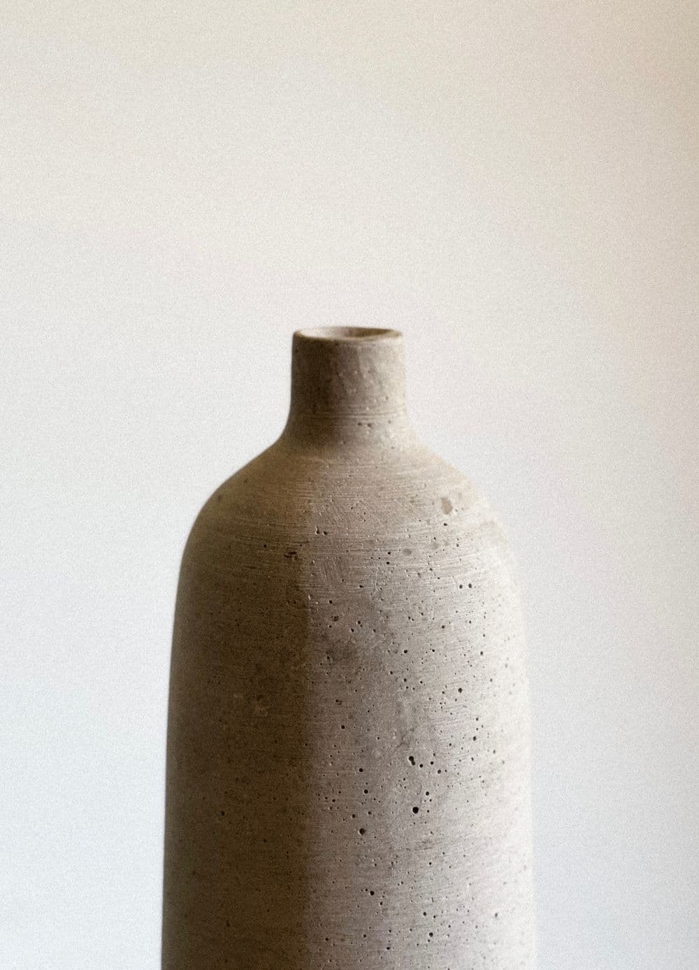 Minimal Clay Vase